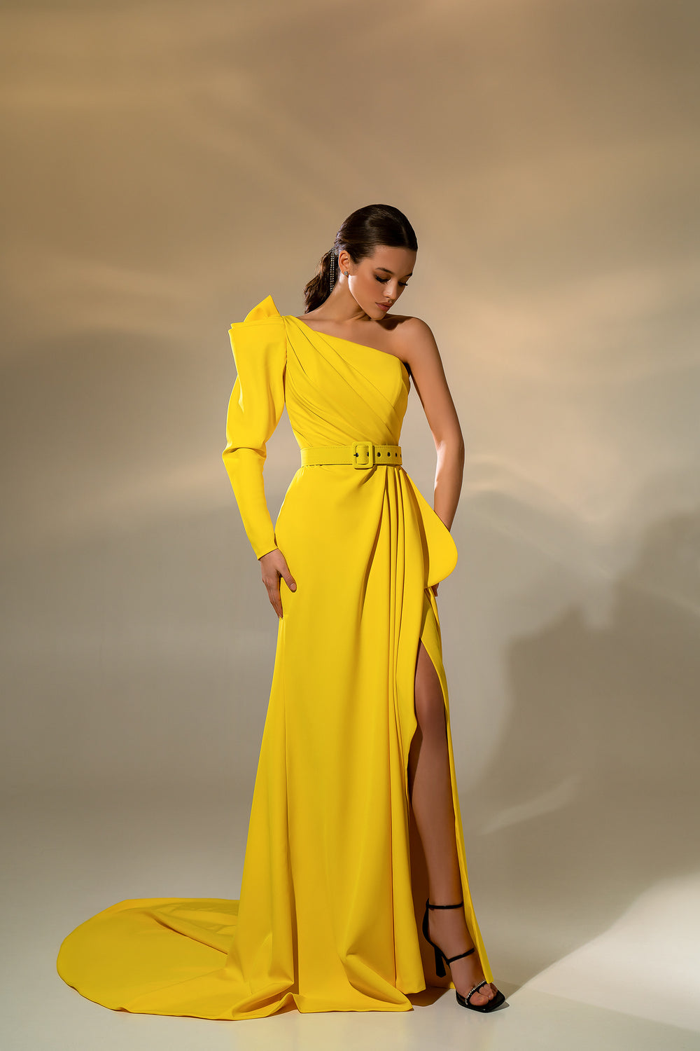 Trumpet Evening Dress with Asymmetric Draping