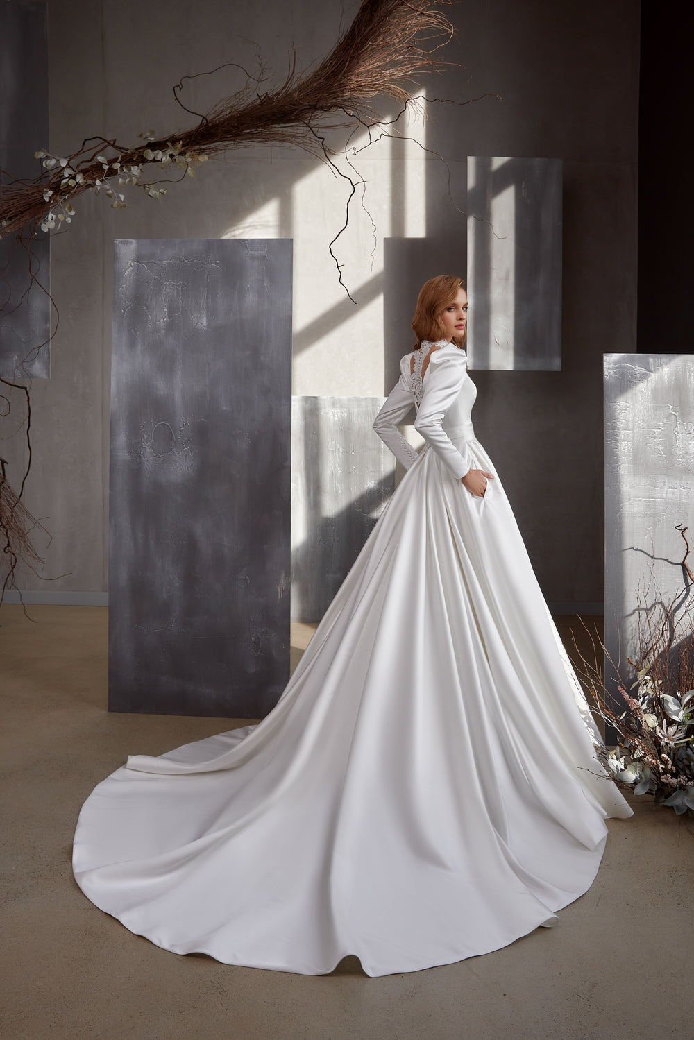 Exquisite Satin Royal Wedding Dress with Guipure Embellishments - Minimalist Look