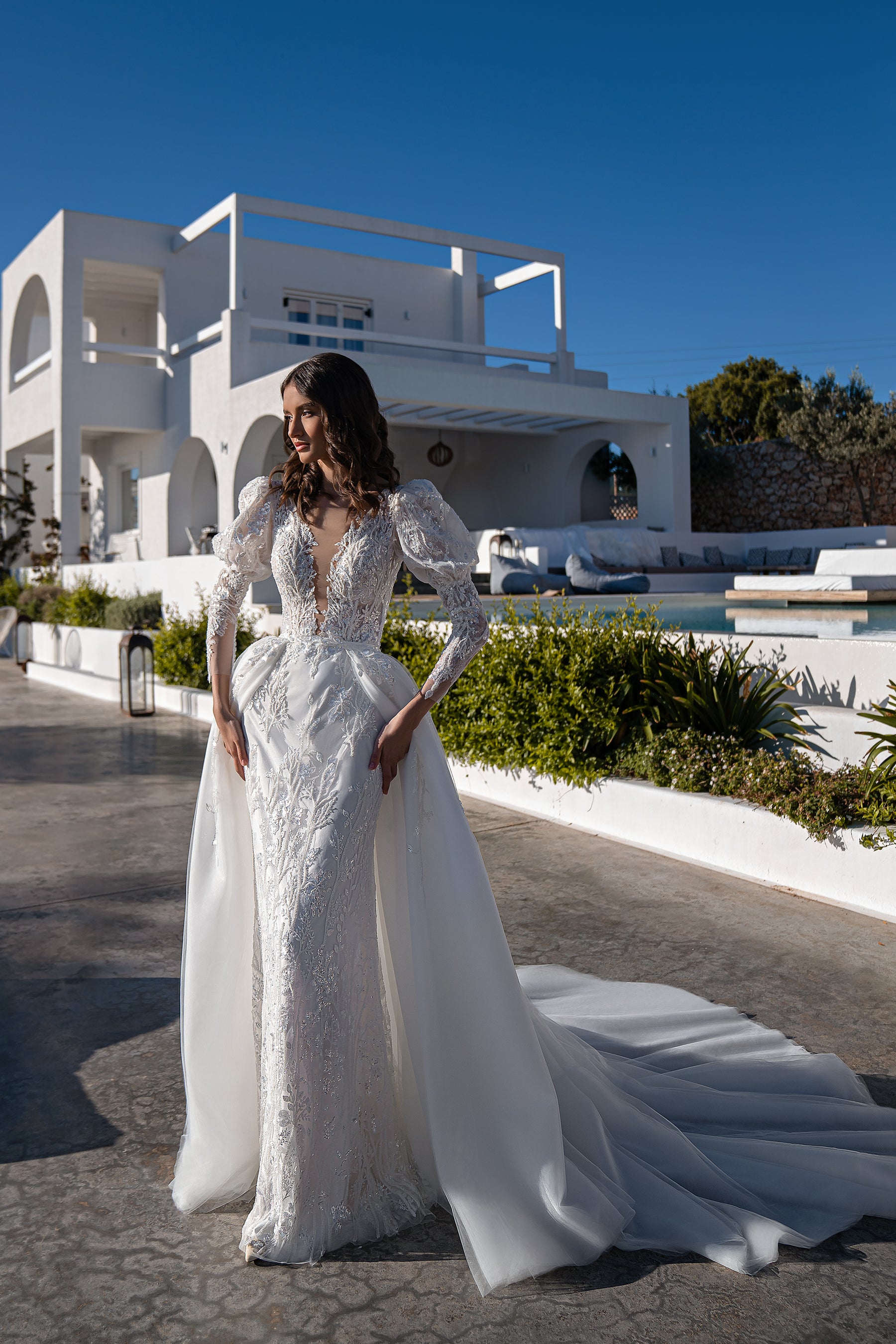 2-in-1 Lace Wedding Dress with Puff Sleeves and Detachable Overskirt
