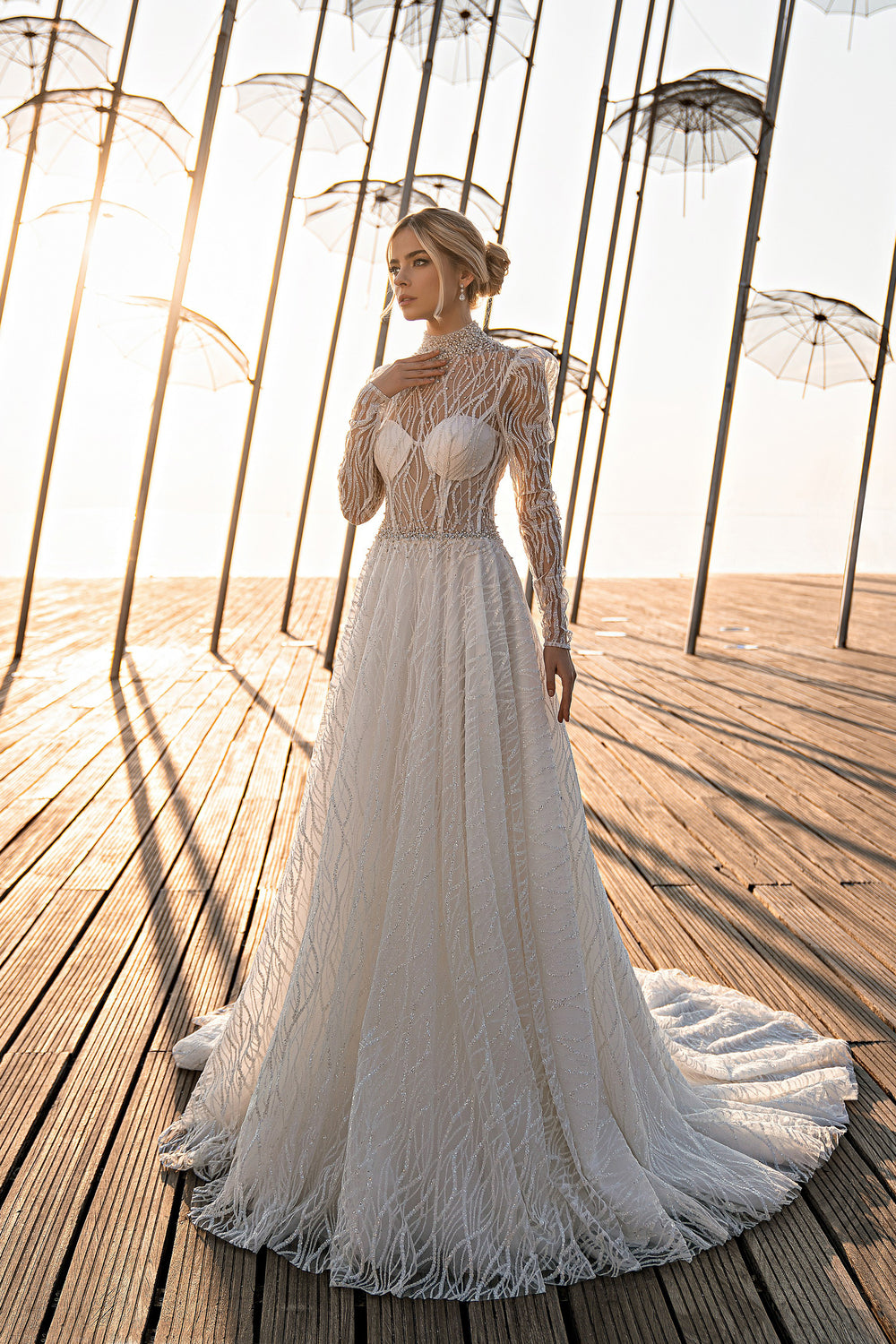 Beautiful Guipure Beaded Halter Neck Long Sleeve Sheath Wedding Dress with Sweep Train