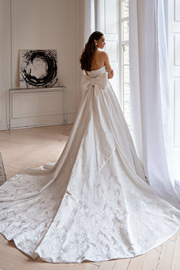 A-line Wedding Dress with Detachable Puff Sleeves