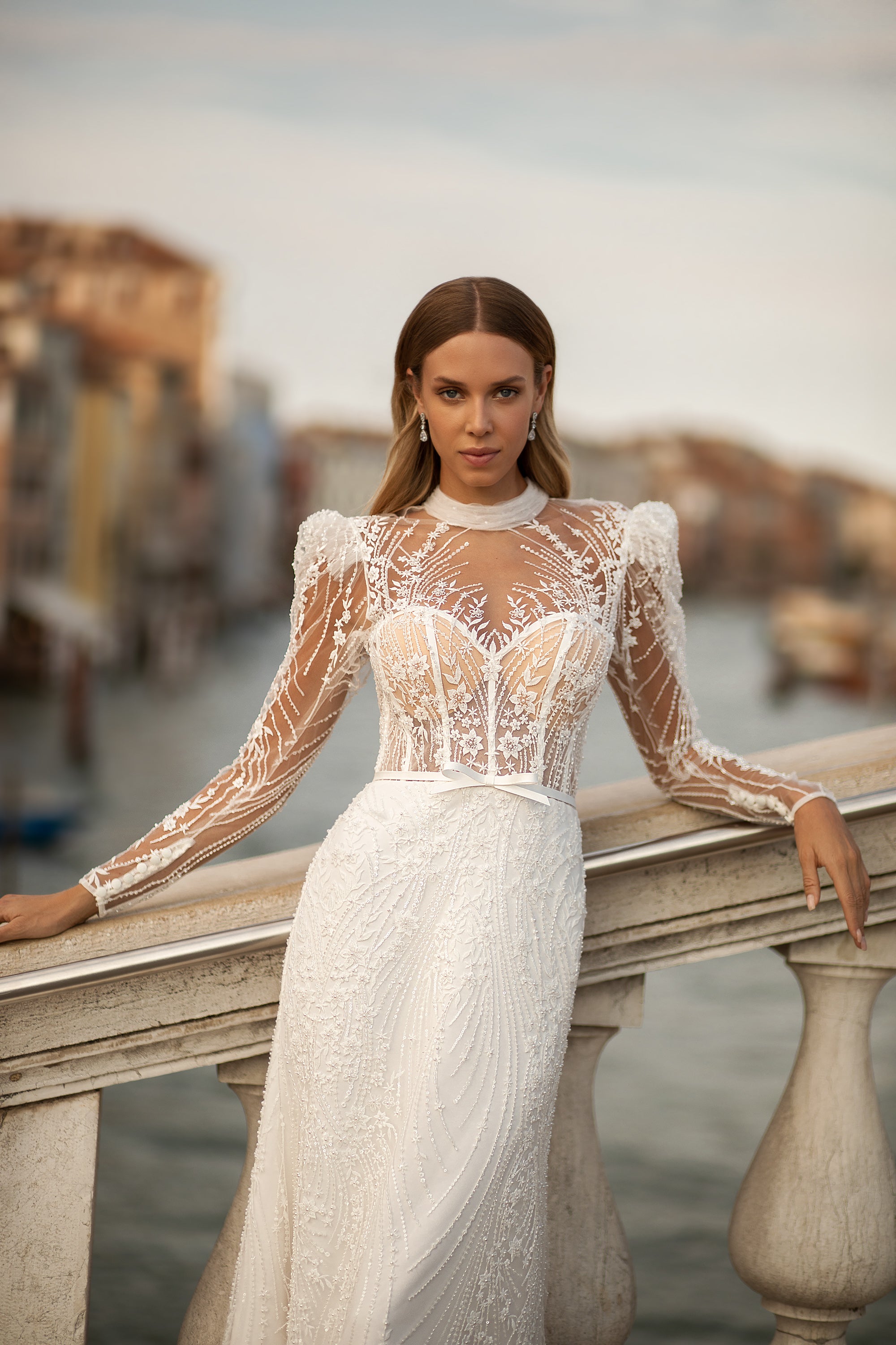 Luxurious 2-in-1 Detachable Skirt Lace Mermaid Wedding Gown with Long Sleeves and High Neck Flower Lace