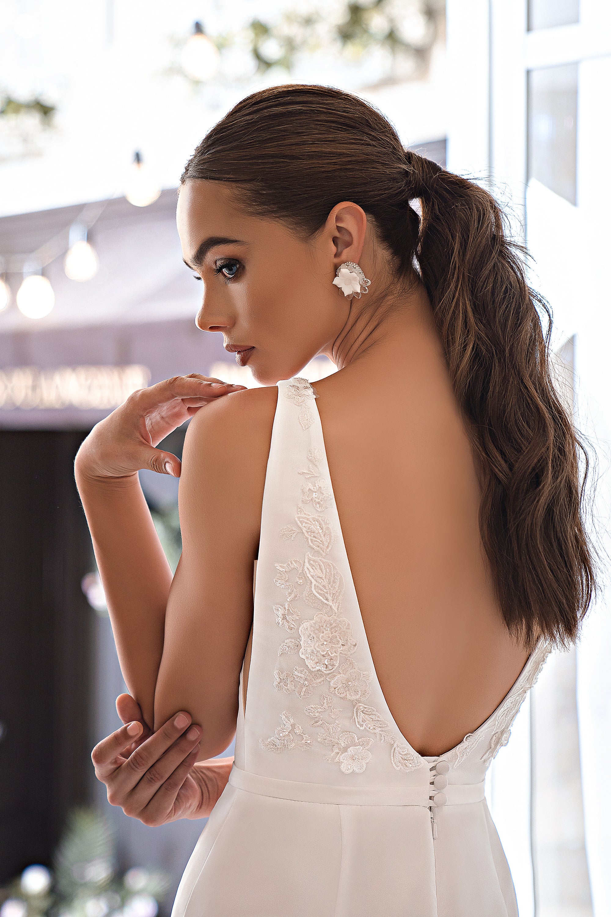 Mermaid Silhouette Wedding Dress with Detachable Design Element, V-Neckline, Guipure Embroidery, and Beads, Pearls, and Sequins