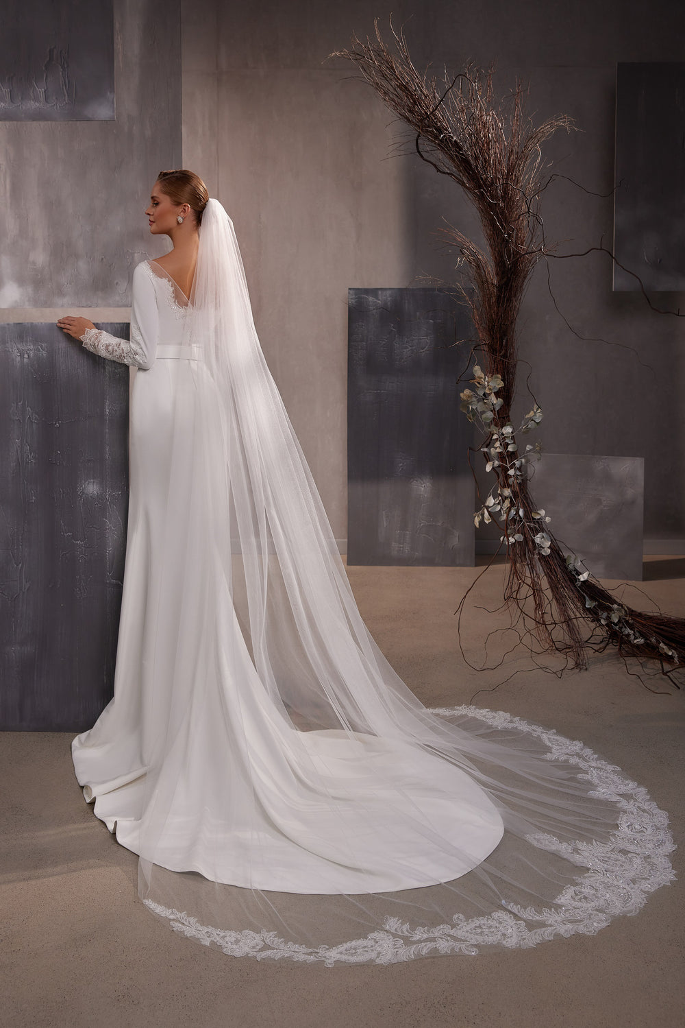 Elegant 2.6x3.0m Net Veil with Guipure Embroidery, Beads, and Sequins, Plus a 'Coupon' Bottom
