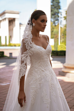 A-Line Wedding Dress with Sweetheart Neckline and Detachable Lace Sleeves