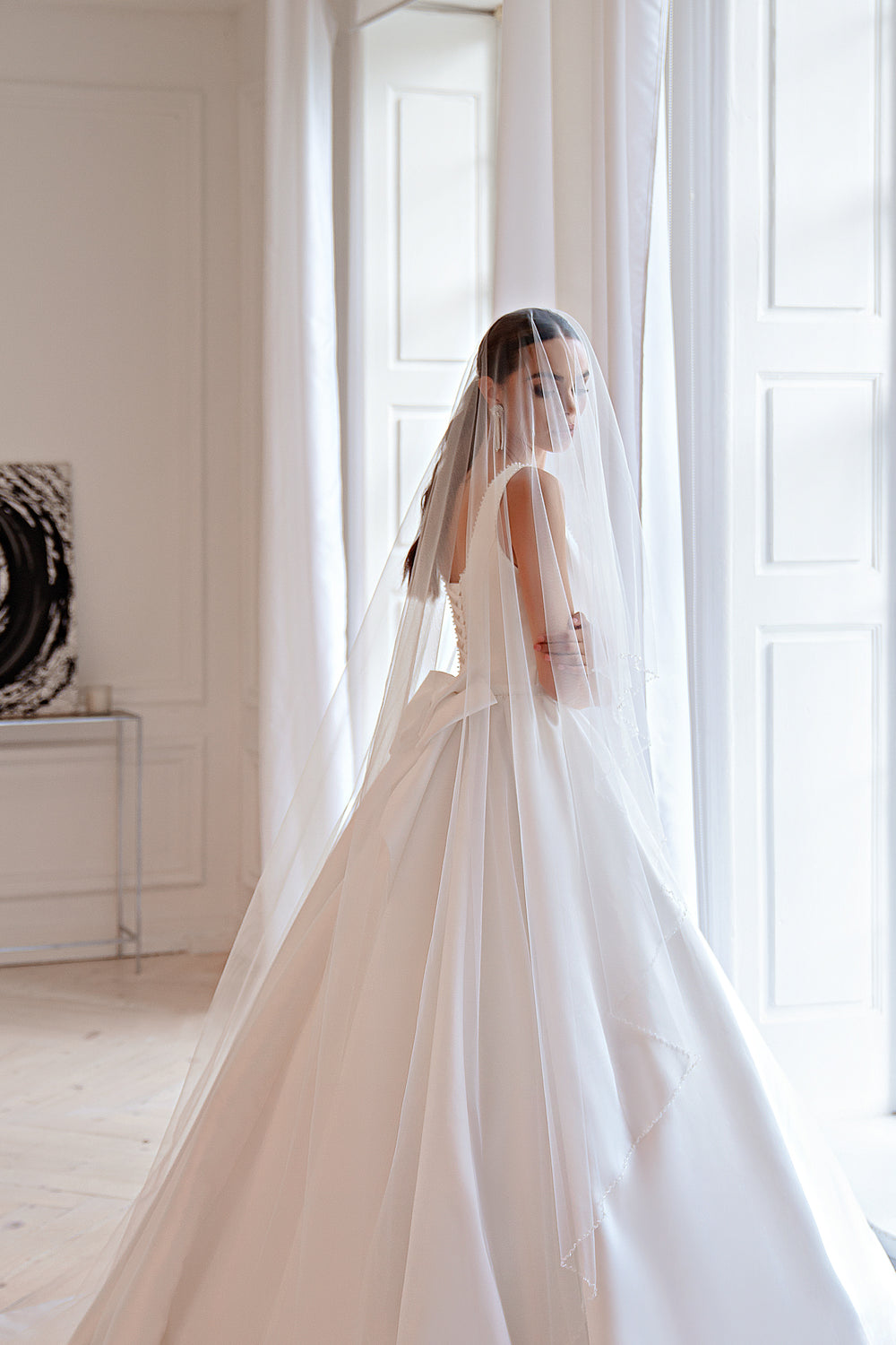Women's Elegant Lightweight Tulle Veil with Beads and Crystals, 3.0x3.0m