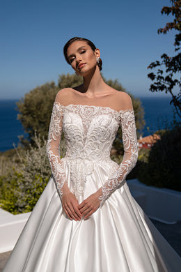 Graceful Wedding Set - Dress, Removable Skirt, Bolero, Belt & Bow, Long Train & Pockets, Tulle & Sheen
