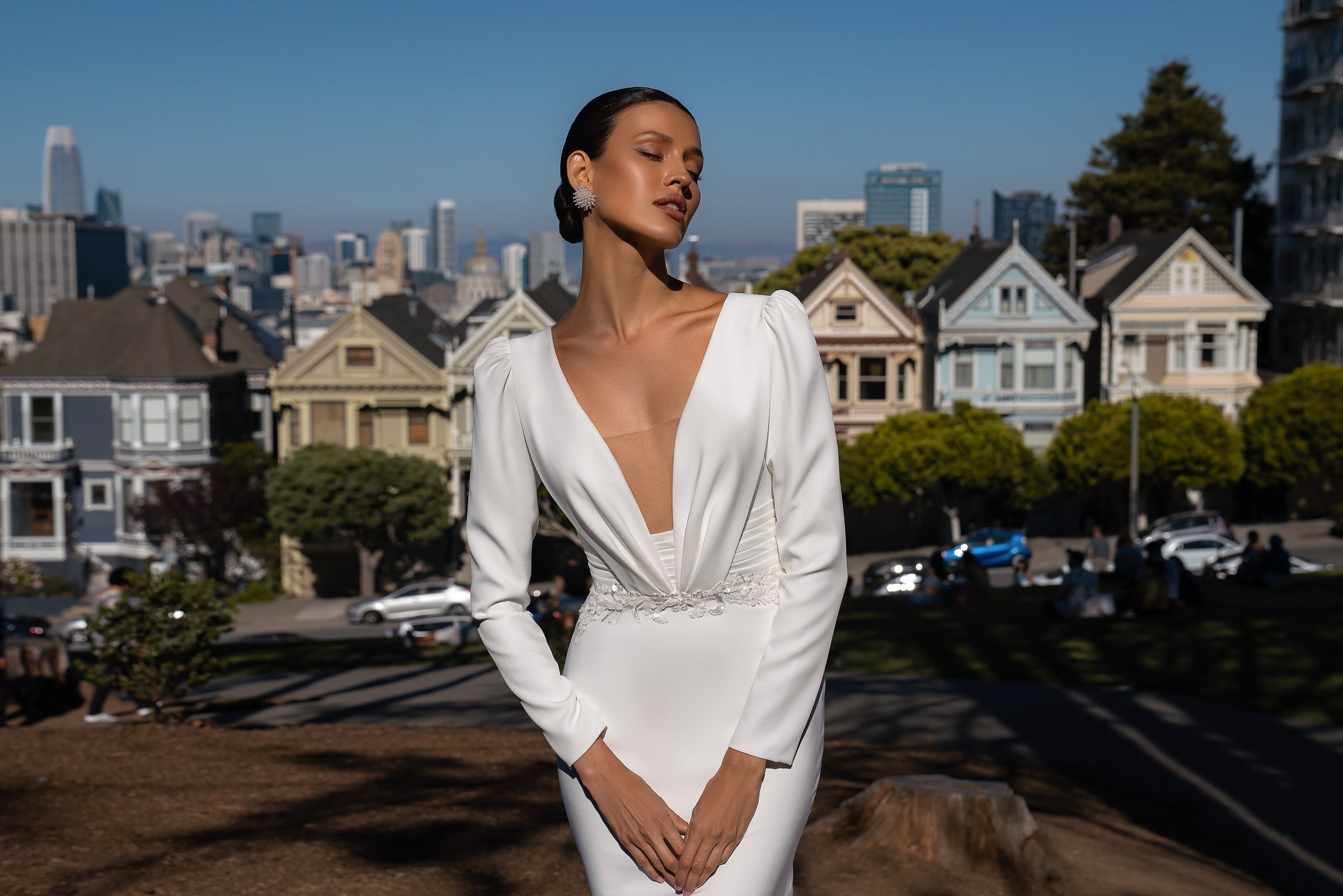 Mermaid Wedding Dress with Long Sleeves and V-Neckline