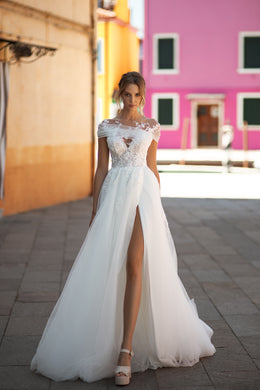 Light Tulle Bridal Dress with Court Train, Buttons at Back, and Short Sleeves