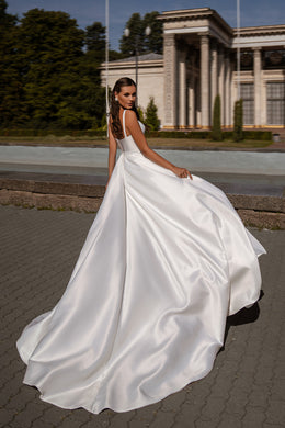 Mikado Ball Gown Wedding Dress with Detachable Lace Bolero and Pockets