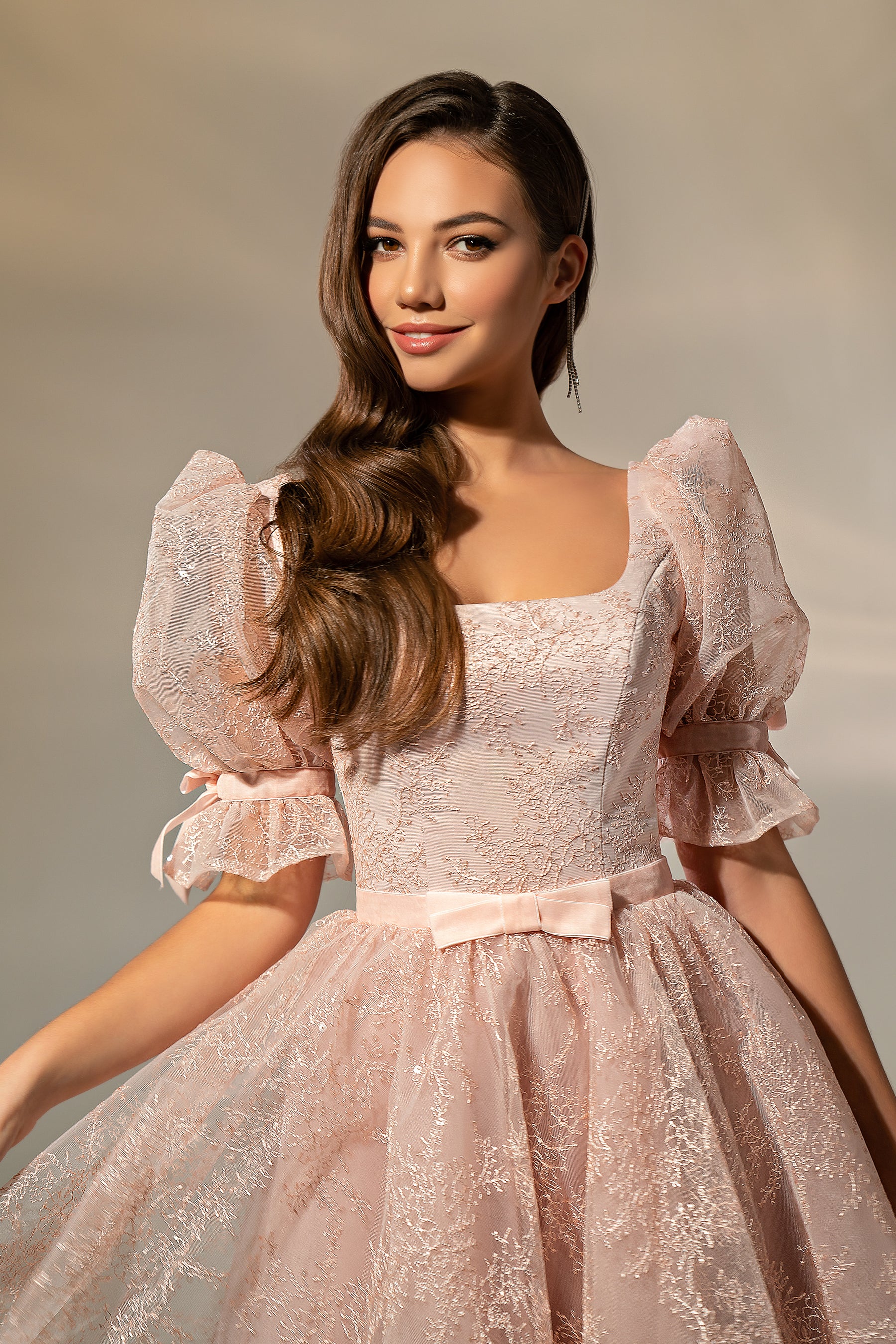 Women's Guipure Floral Patterned Cocktail Dress with Puffed Sleeves and Sequins