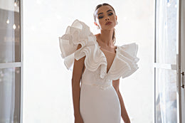 Mermaid Silhouette Wedding Dress with Detachable Design Element, V-Neckline, Guipure Embroidery, and Beads, Pearls, and Sequins