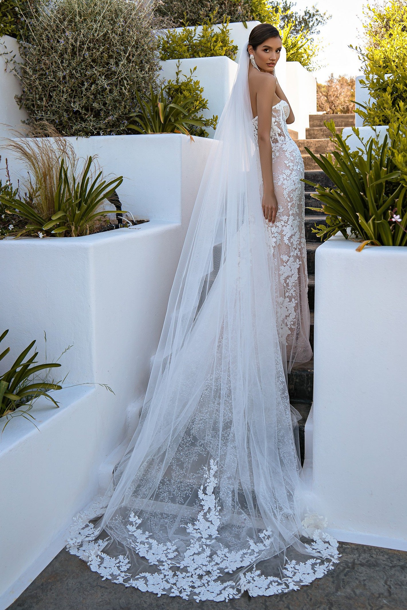 Romantic Classic Tulle Veil "Bundle" with Beads and Pearls - 2.8x3.0m with Loops