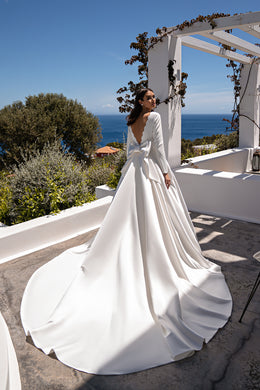Wedding Dress with Detachable Train, Soft Corset, Long Sleeves, Boat Neckline, V-Shaped Neckline, Detachable Royal Satin Belt, Double Bow, and Pockets