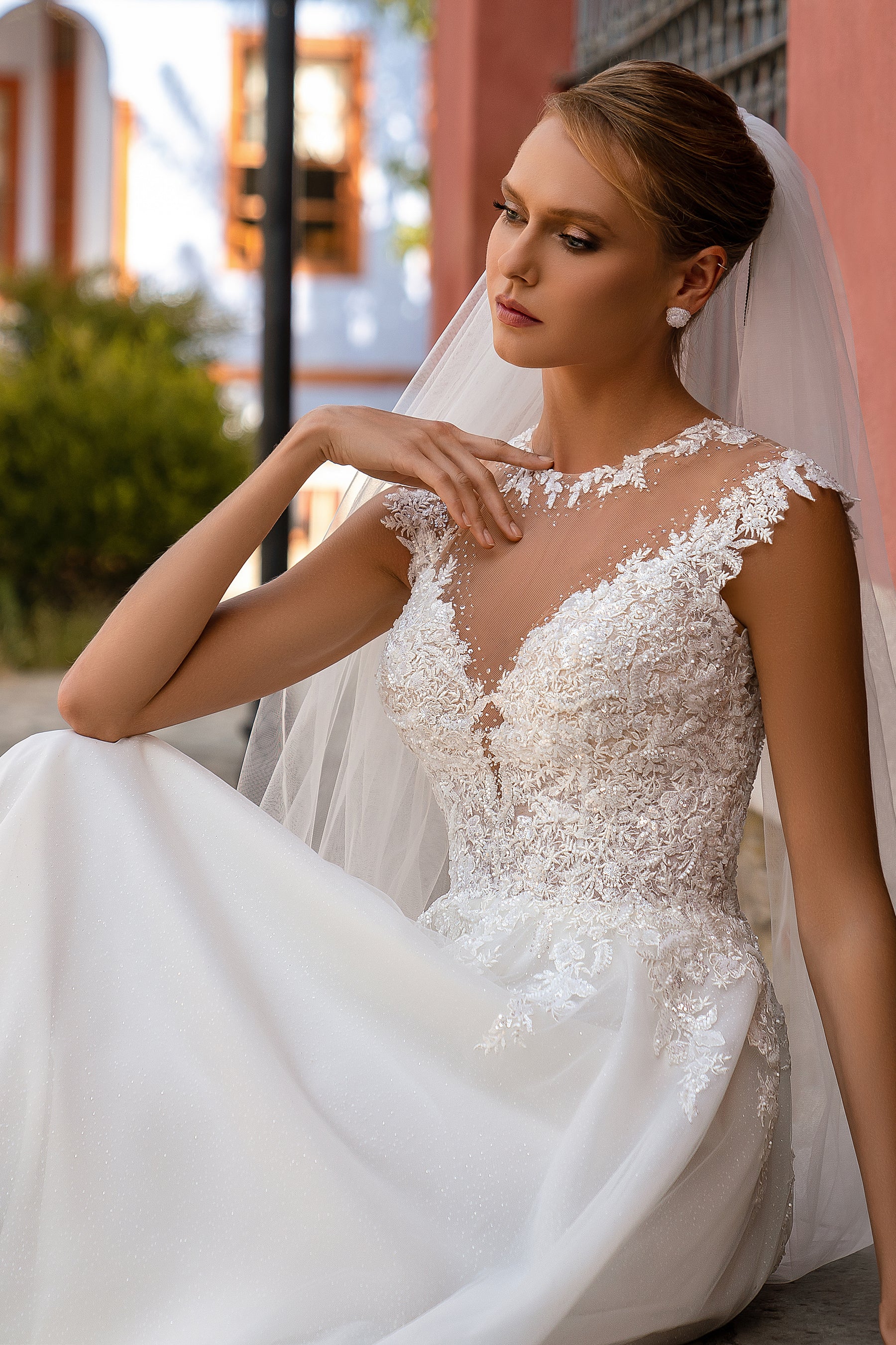 Romantic 3m x 1.5m Soft Tulle Veil with Embroidered Guipure, Beads and Sequins