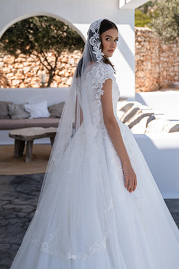 Delicate Tulle Veil with Guipure, Beads, Pearls, Crystals and Sequins - 1.5x1.5m - Loops Sewn