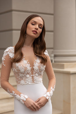 Elegant V-Neck Wedding Dress with Mermaid Silhouette and Illusion Sleeves